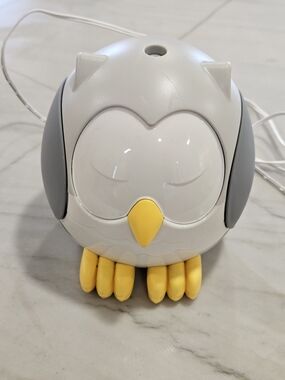 Young Living Feather the Owl Ultrasonic Diffuser, Lit Humidifier  Sound Machine